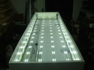 reklamn panel s instalovanmi LED moduly a LED zdrojem